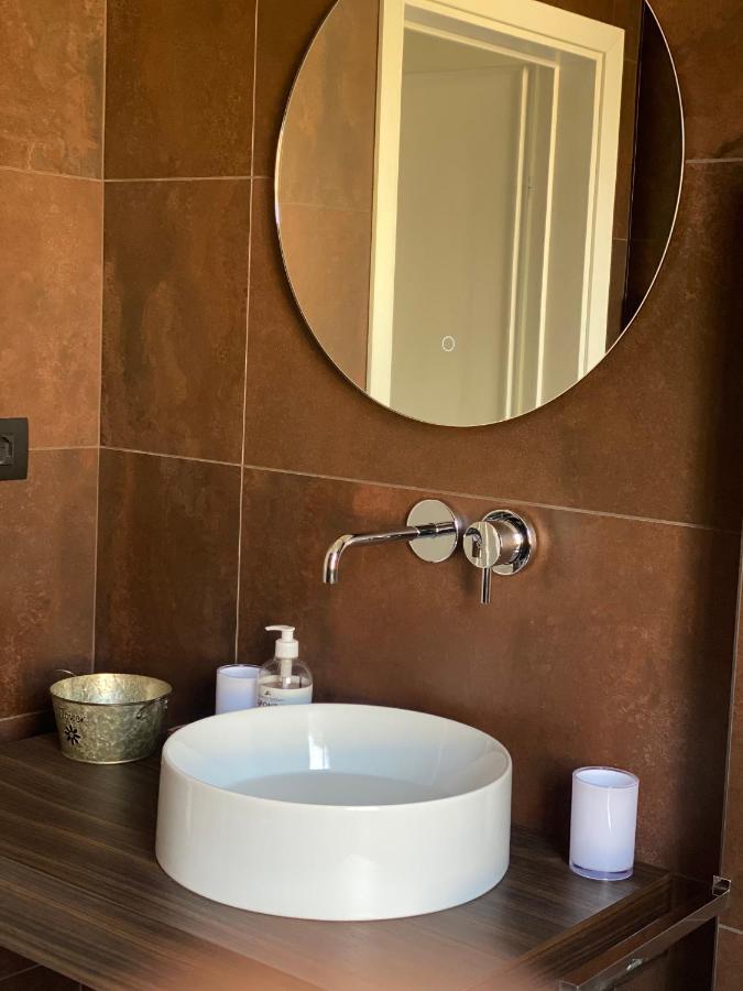 Loft Manzoni 37 Apartman Cremona Kültér fotó